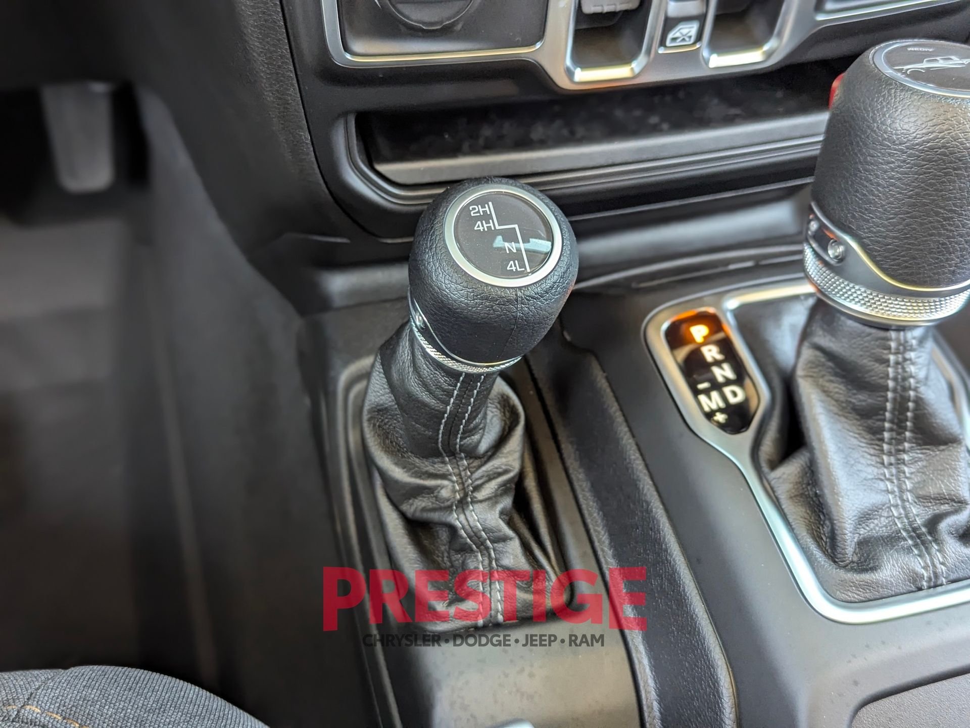 New 2026 Bright White Clear-Coat Exterior Paint Jeep Sport S image 18