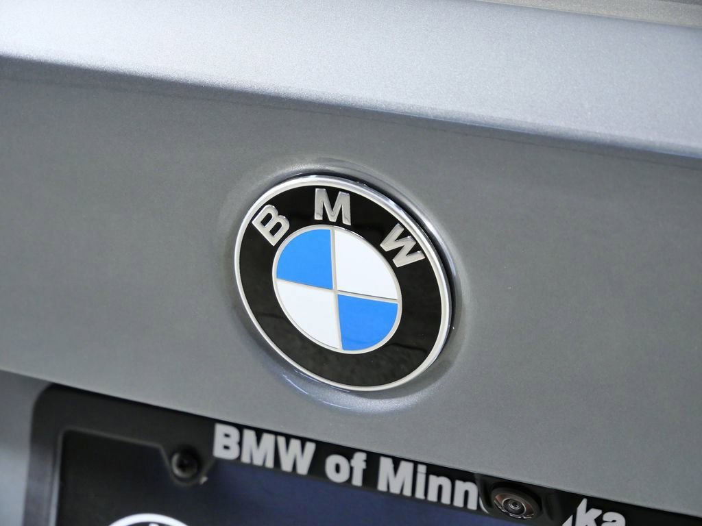 Used 2026 Skyscraper Grey Metallic BMW 330i xDrive image 12