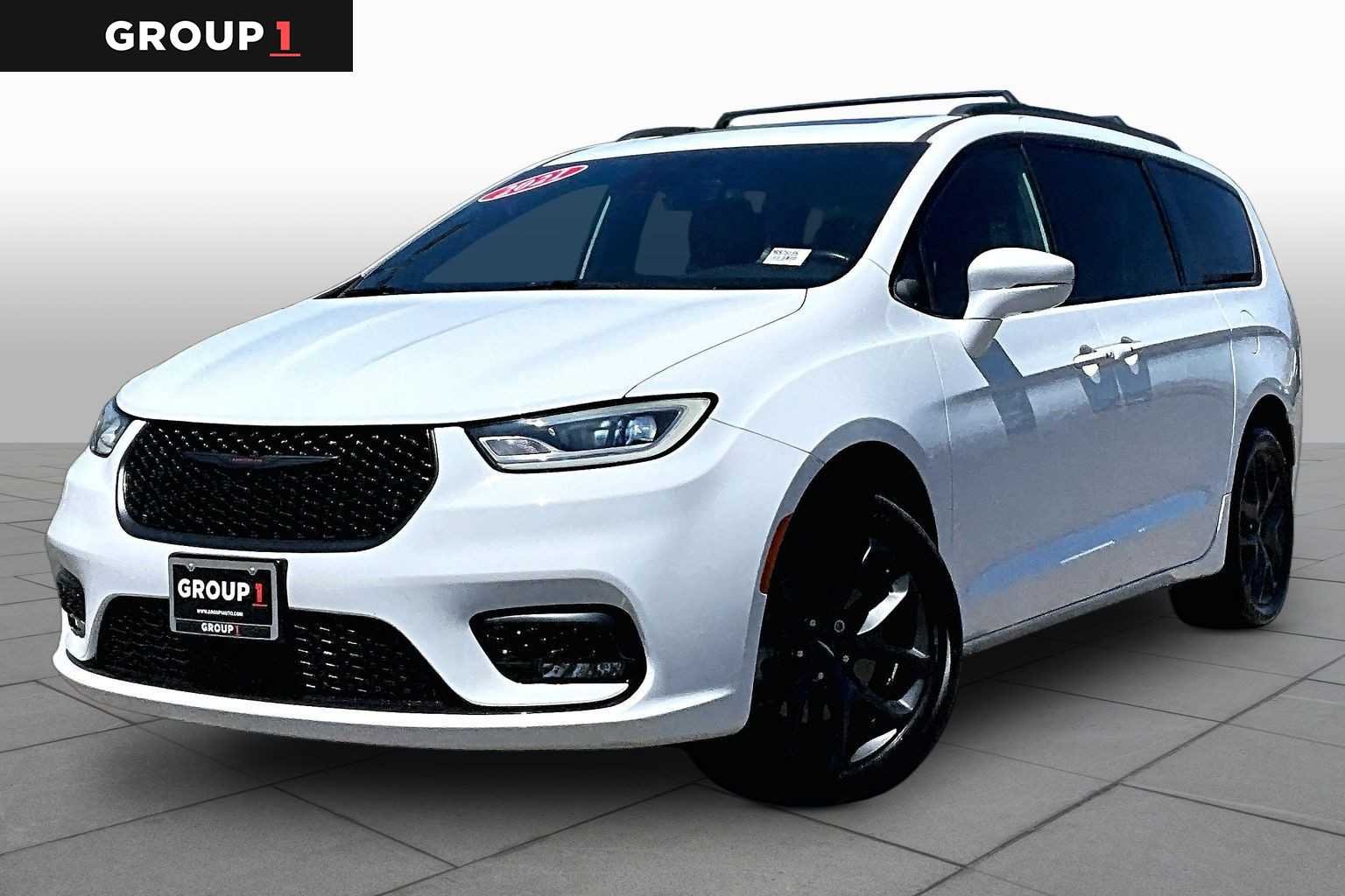 Pre-Owned 2021 Chrysler Pacifica Limited
