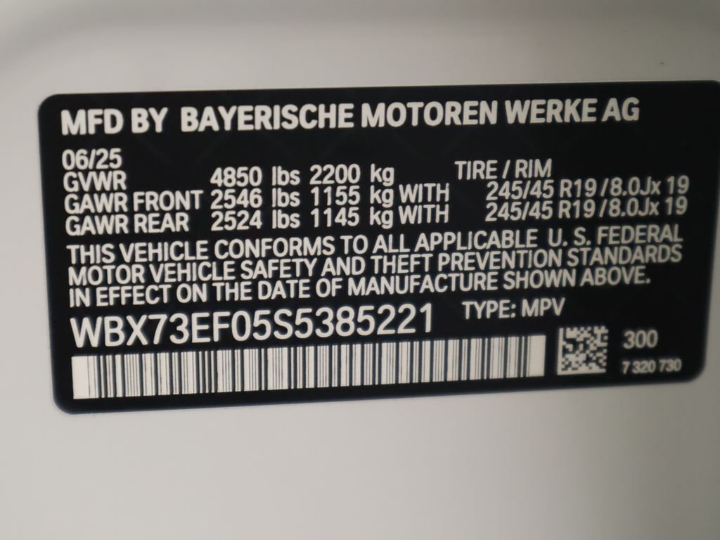 2025 BMW X1 28i - Photo 35