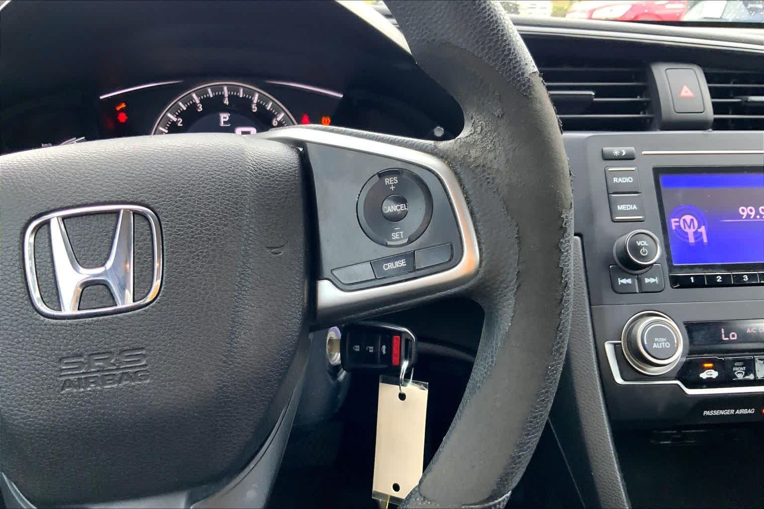 Used 2016  Honda LX image 24
