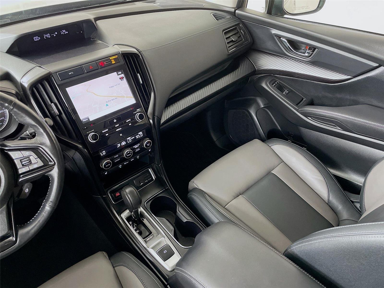 Used 2022 Autumn Green Metallic Subaru Onyx Edition image 27
