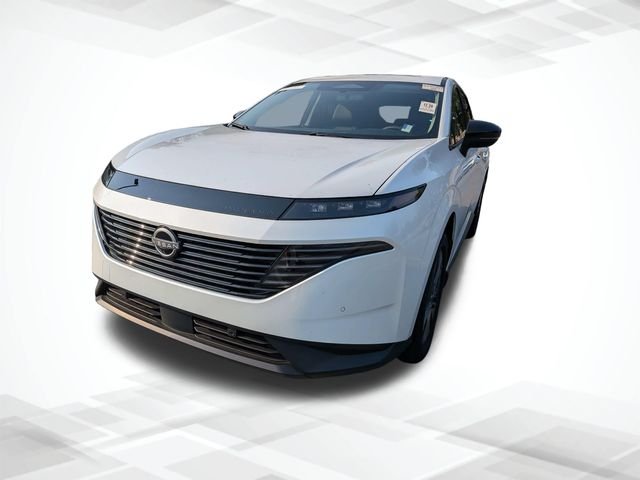 Used 2025 White Nissan SL image 3