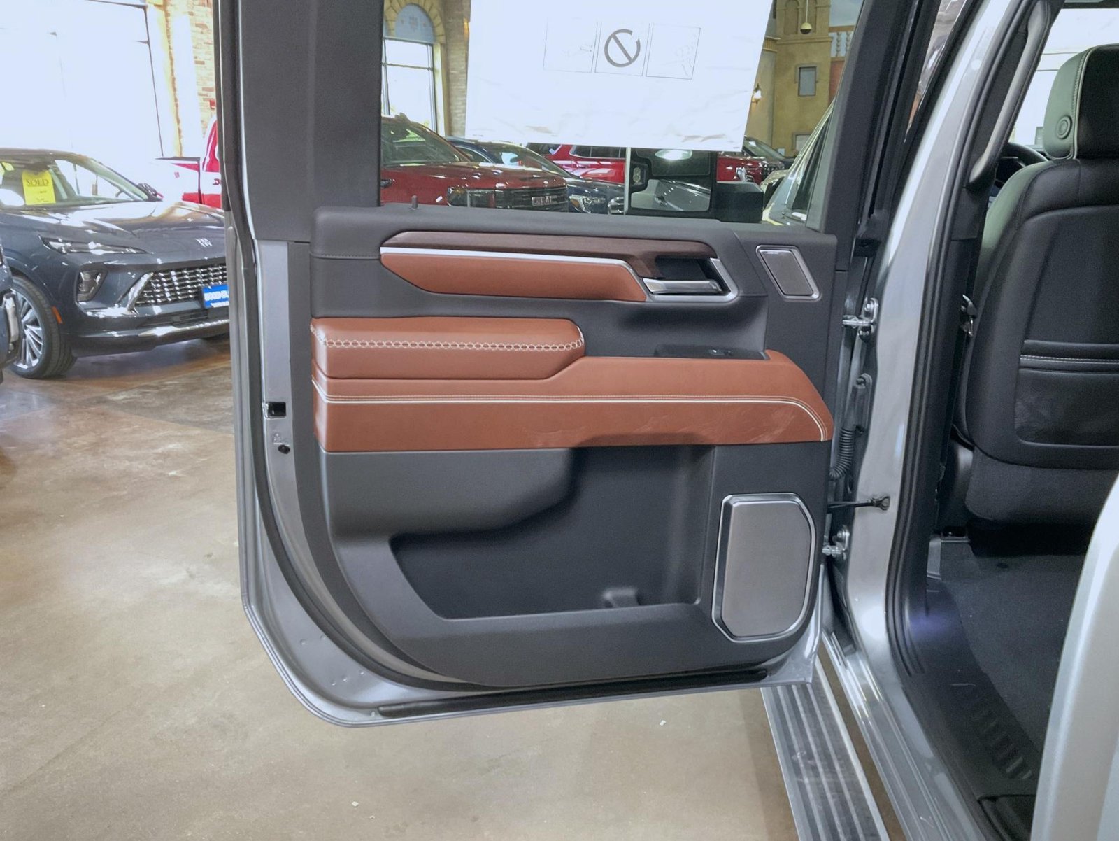 2026 GMC Sierra 2500HD Denali Ultimate - Photo 20