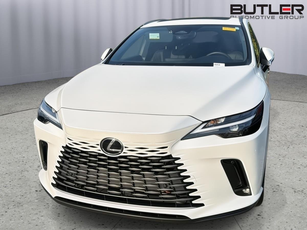 Used 2024 Eminent White Pearl Lexus RX 350 image 3