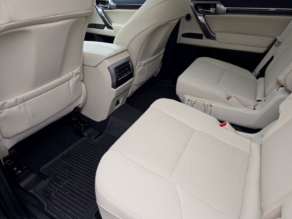Used 2023 Gray Lexus 460 image 20
