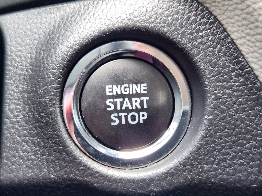 2024 Toyota RAV4 XLE Premium - Photo 17