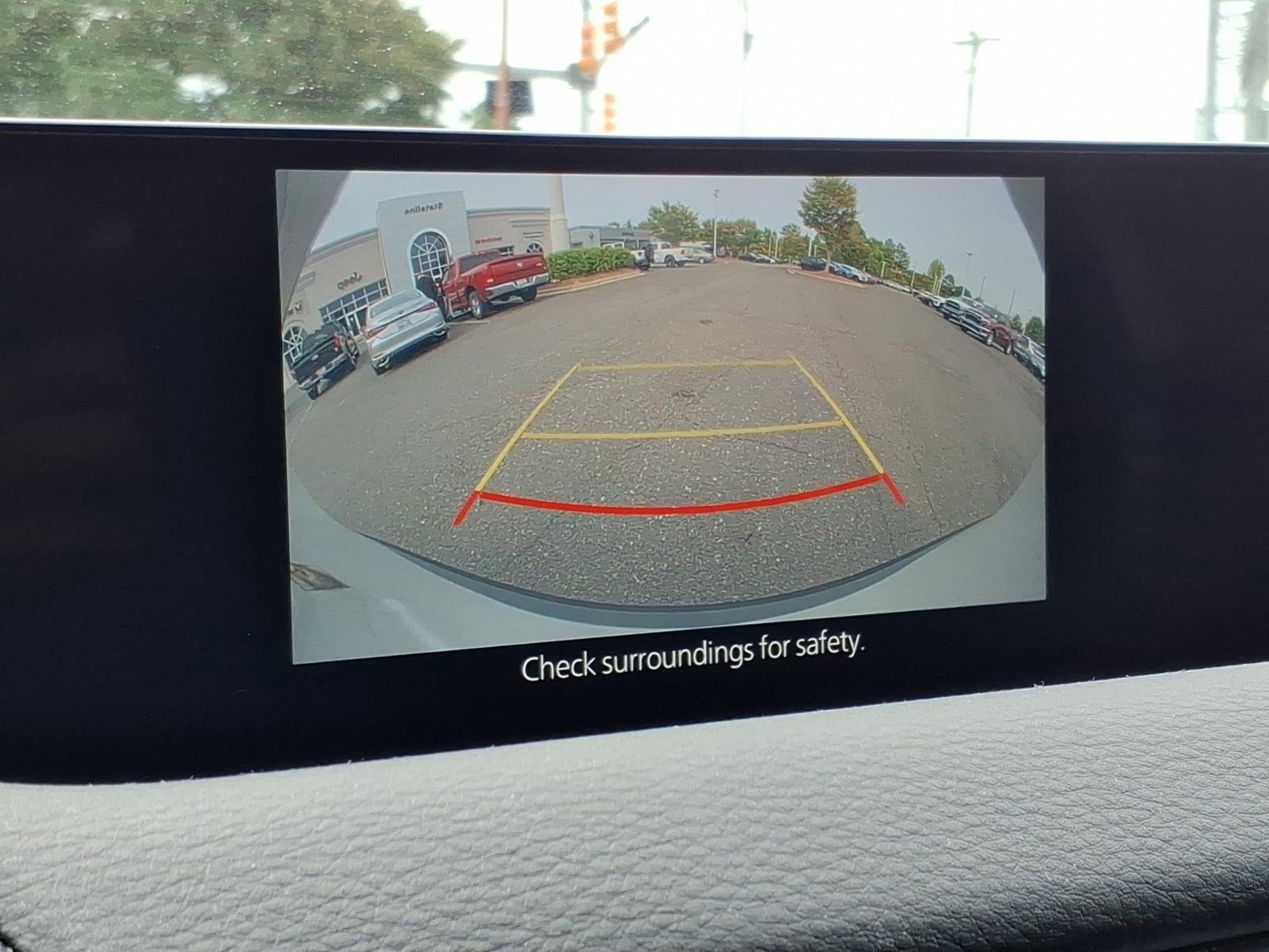 Used 2025 Wind Chill Pearl Mazda 2.5 S Preferred Package image 4