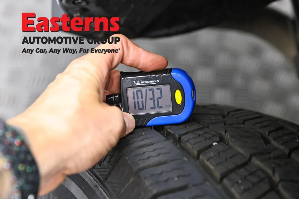 Used 2019 White Toyota SR image 28