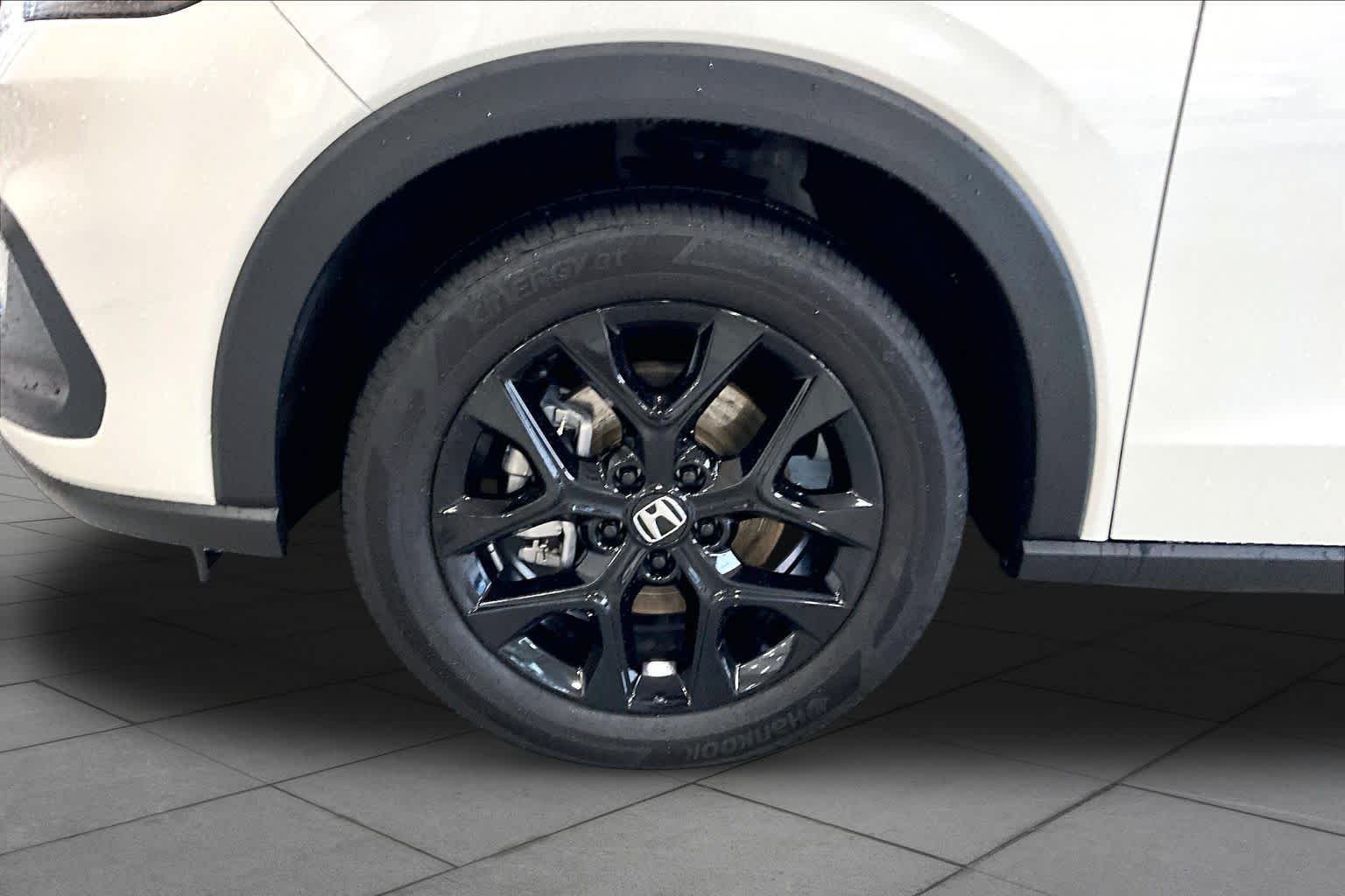 2025 Honda HR-V Sport - Photo 11