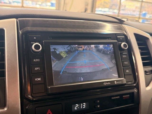 Used 2014 Tan Toyota DOUBCAB image 17