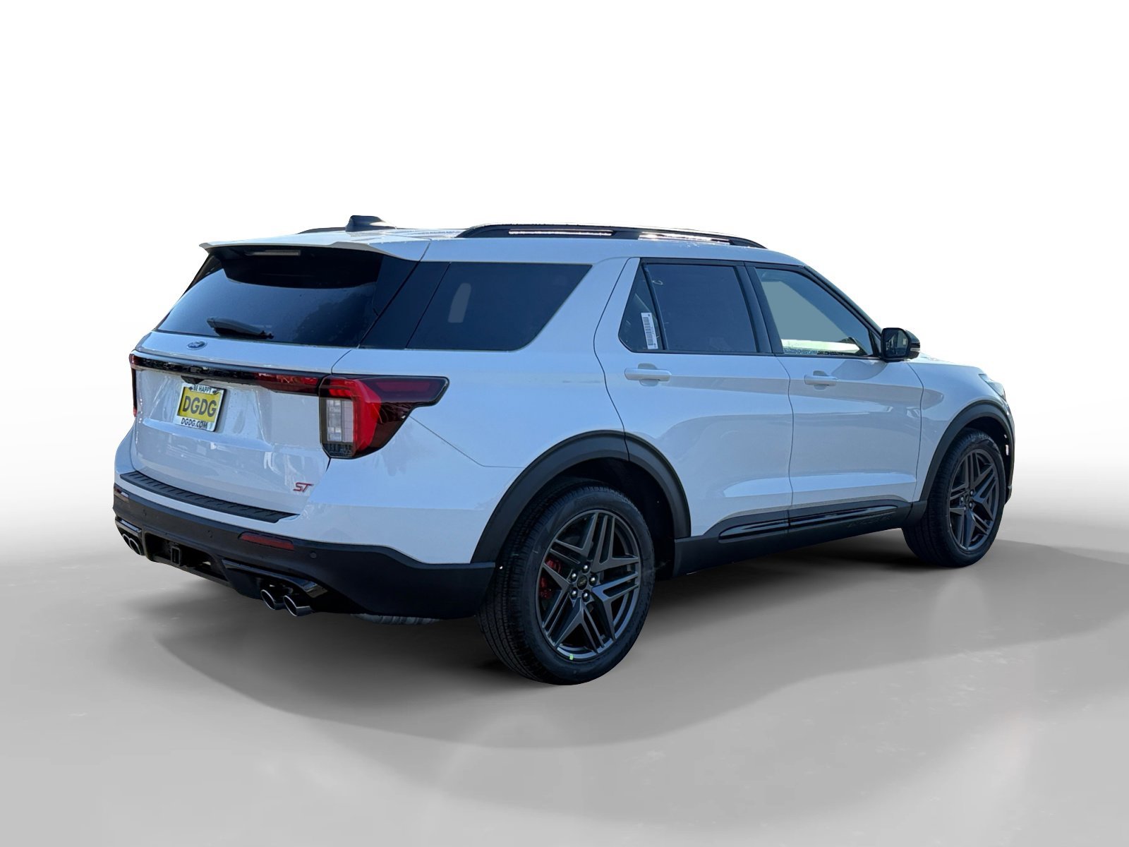 New 2026 Star White Metallic Tri-Coat Ford ST image 5