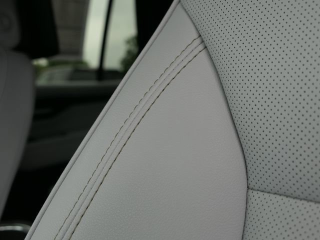 2025 Chevrolet Tahoe Premier - Photo 13