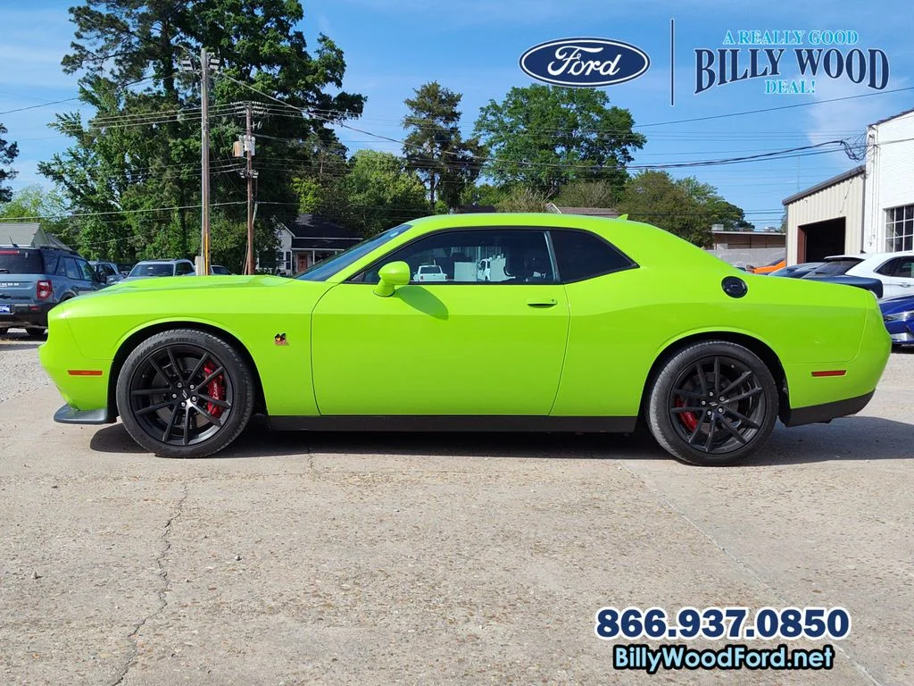 Used 2023 Sublime Metallic Dodge R/T Scat Pack image 3