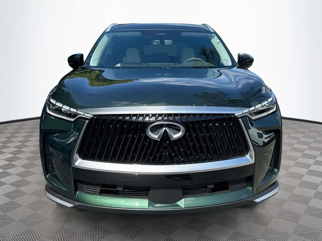 New 2027 DEEP EMERALD INFINITI Luxe FWD image 2
