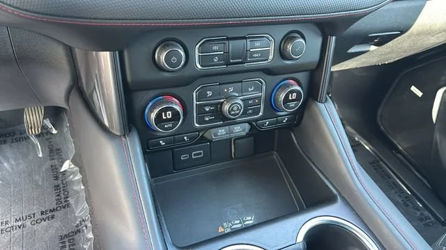 Used 2024 Summit White Chevrolet RST image 31