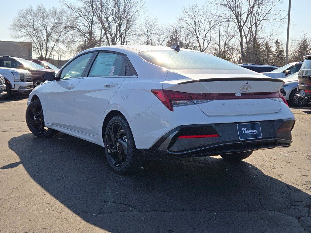 New 2026 White Hyundai SEL Sport image 15