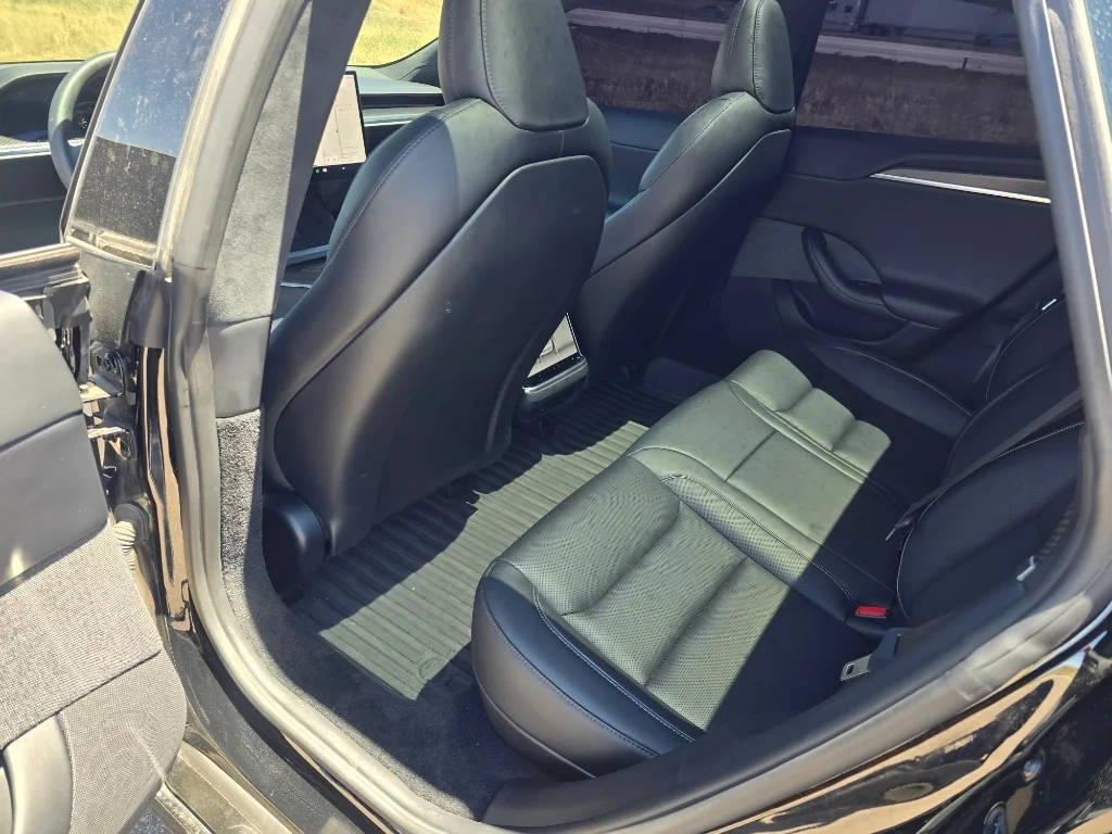 Used 2023 BLACK Tesla Plaid image 14