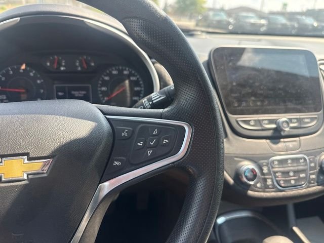 Used 2023 Gray Chevrolet LT image 13