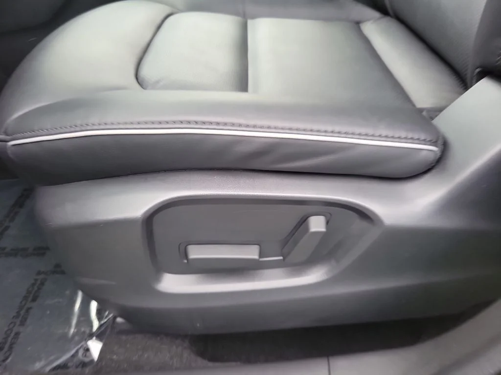 Used 2025 Gray Mazda 2.5 S Select Package image 13