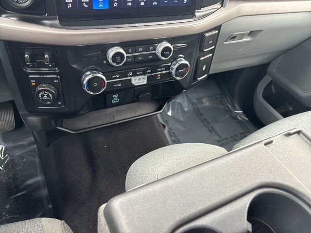 Used 2024 White Ford XLT image 30