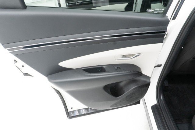 Used 2024 White Pearl Hyundai Blue image 21