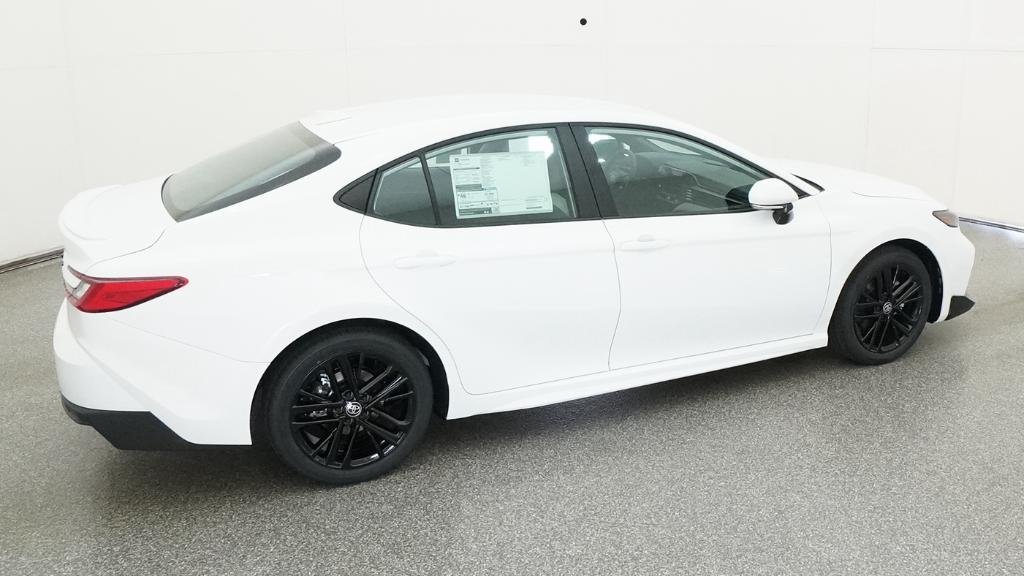 New 2026 Ice Cap Toyota SE image 2