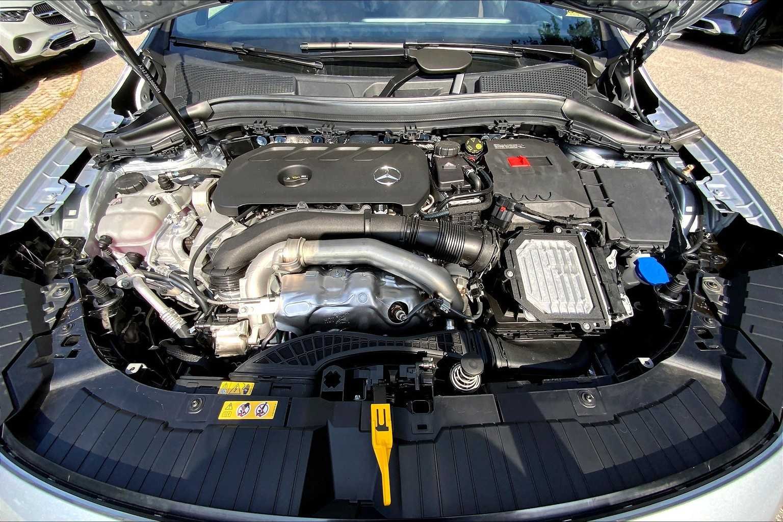 Certified Used 2026 Cirrus Silver Metallic Mercedes-Benz GLA 250 image 20