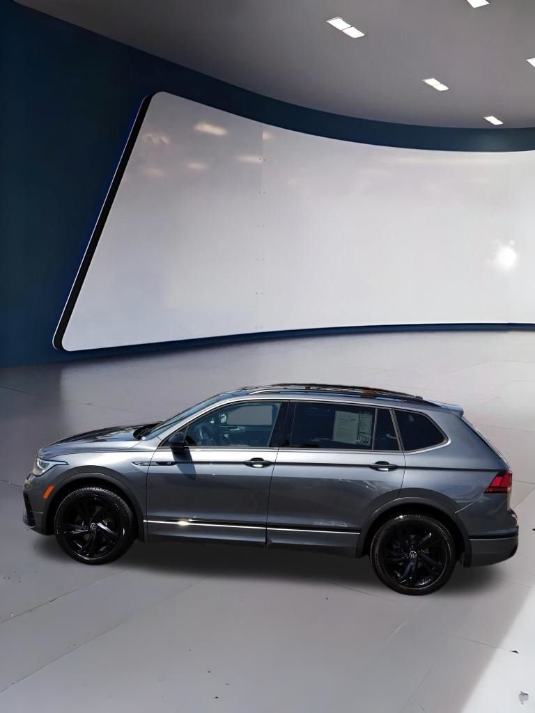 Certified Used 2023 Gray Volkswagen 2.0T SE R-Line Black image 4