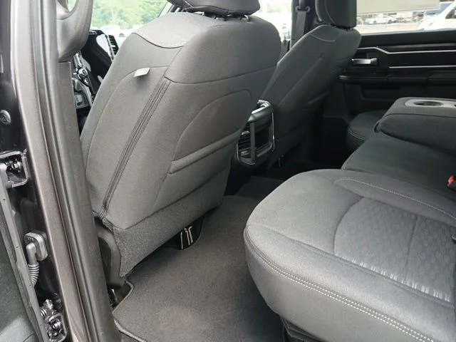 New 2026 Granite Crystal Metallic Clear-Coat Exterior Paint RAM Big Horn image 17