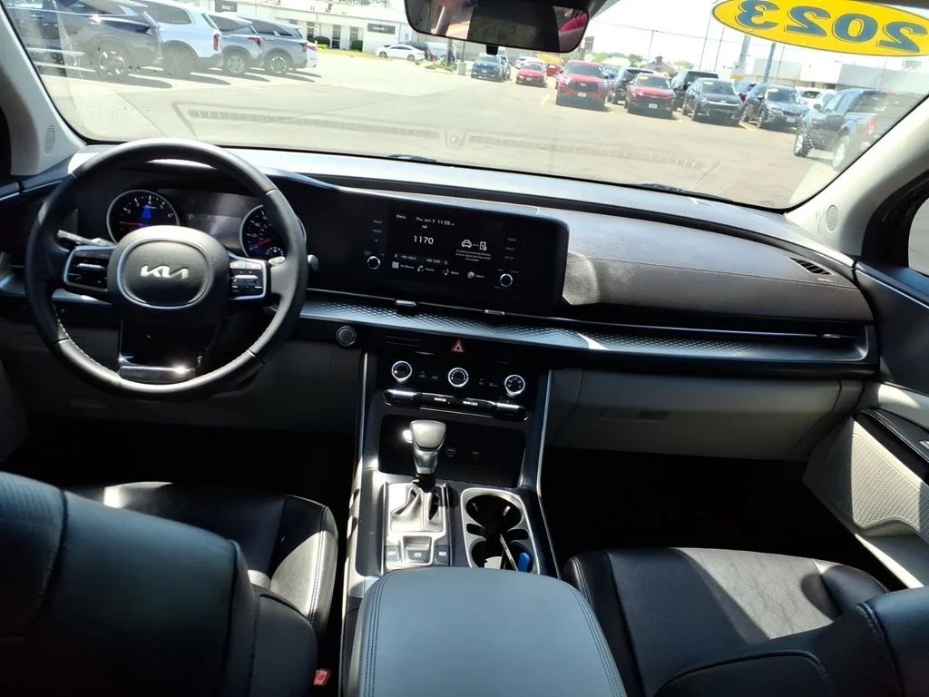 Used 2023 Blue Kia LX Seat Package image 11