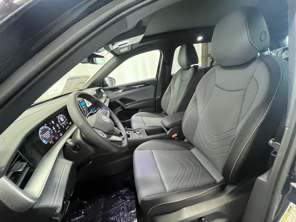 2026 Volkswagen Tiguan SE R-LINE BLACK - Photo 10