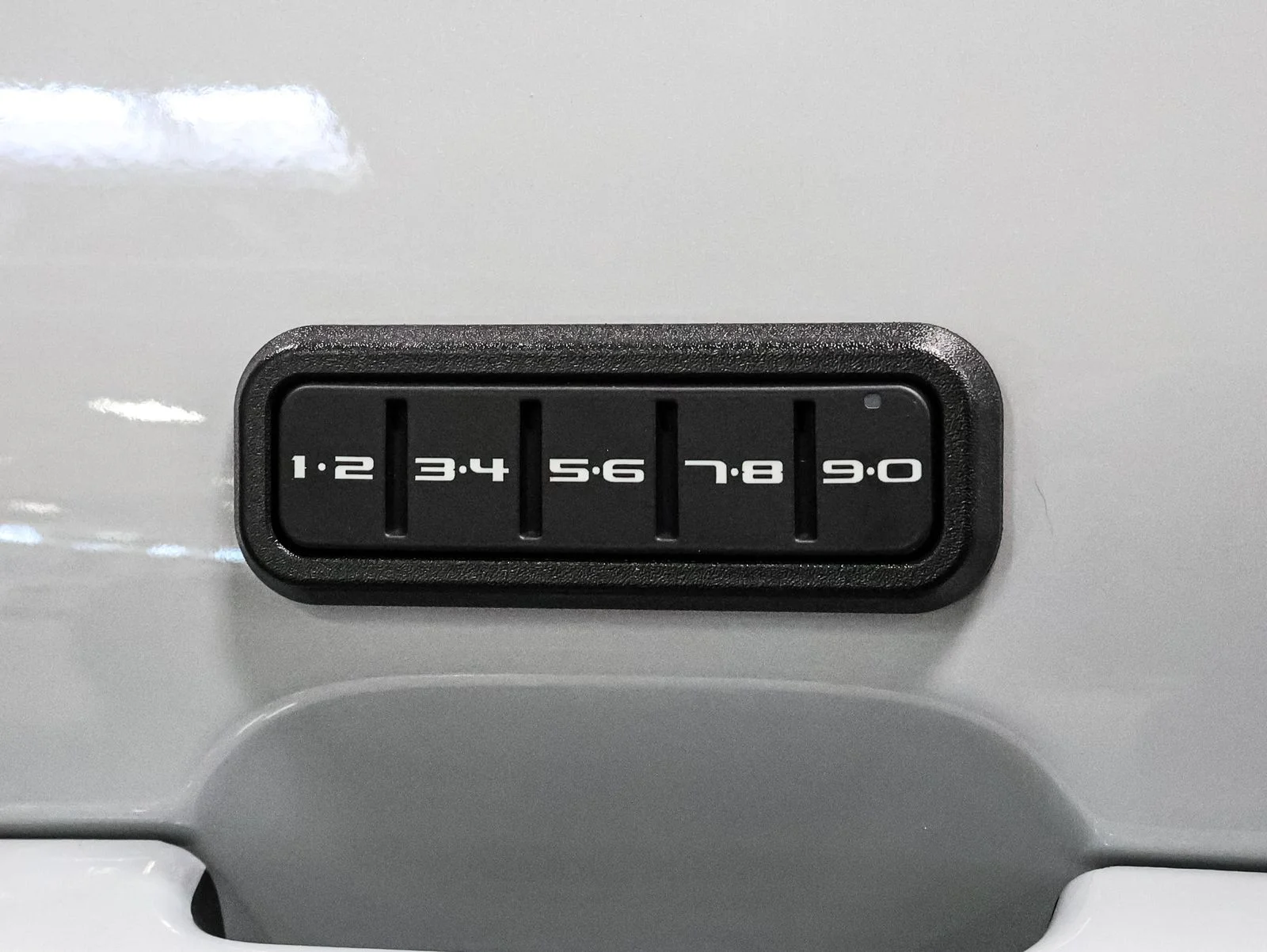 2025 Ford F-150 Lightning Flash - Photo 20
