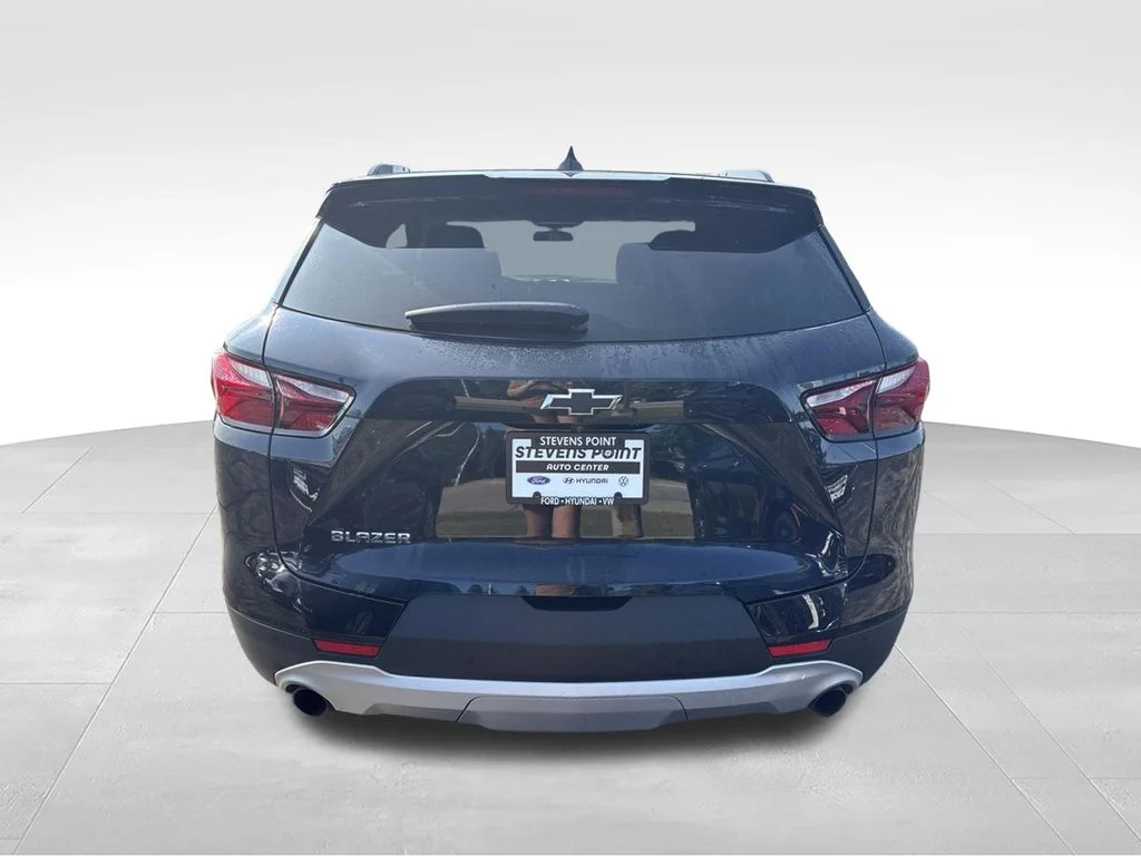 Used 2020 Midnight Blue Metallic Chevrolet LT image 5