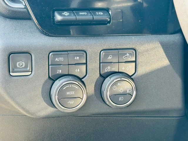 2023 Chevrolet Silverado 1500 LTZ - Photo 8