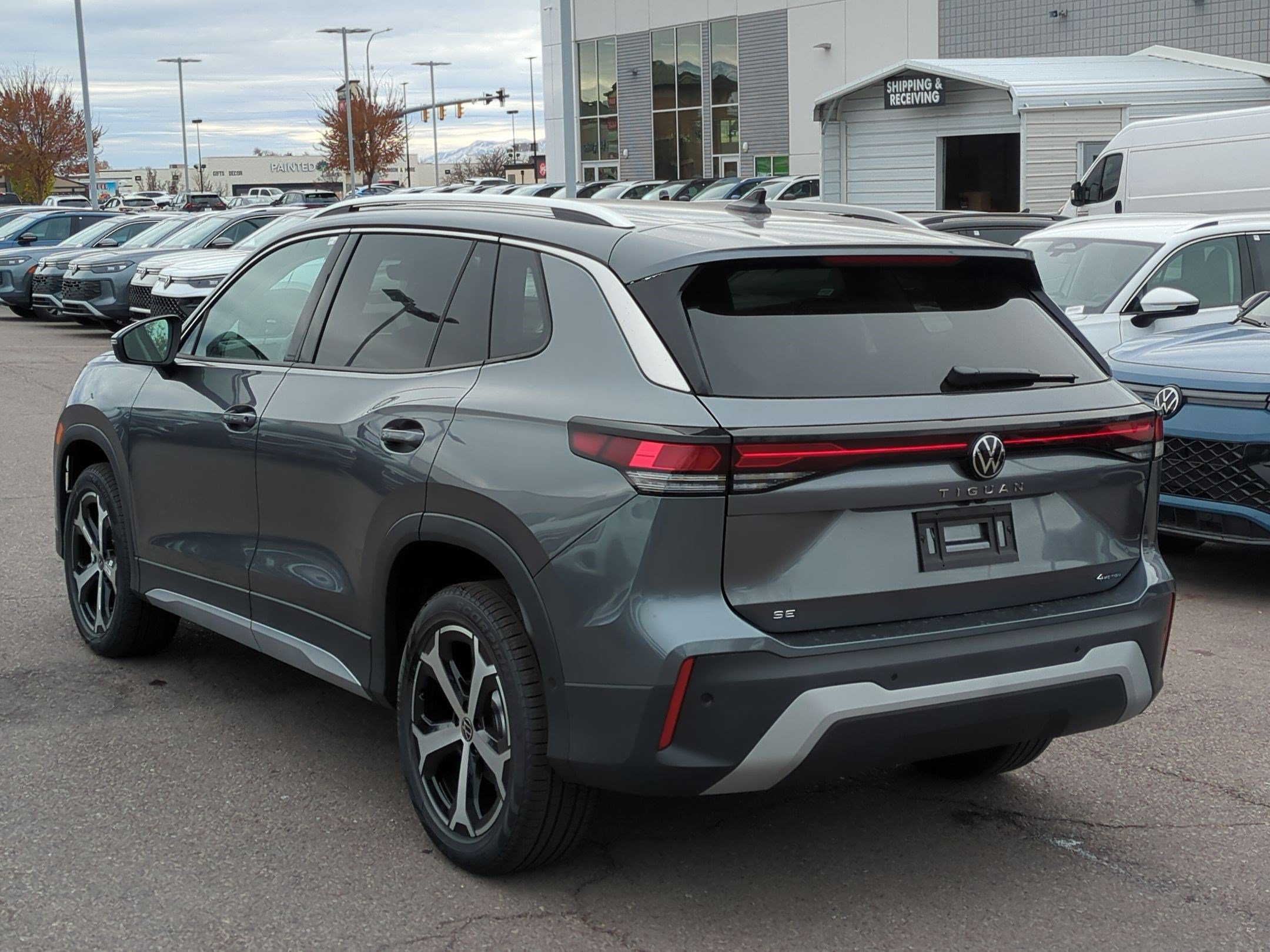 New 2026 Platinum Gray Metallic Volkswagen SE image 5
