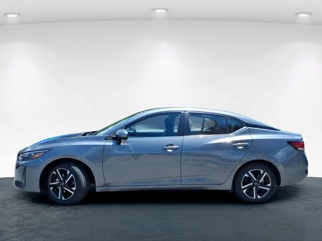 Used 2025 Gray Nissan SV image 14