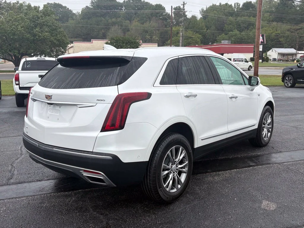 Used 2023 CRYSTAL WHITE TRICOAT Cadillac AWD Premium Luxury image 9