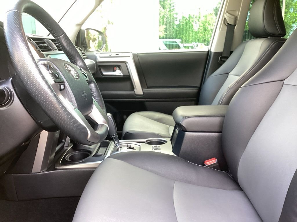Used 2024 White Toyota SR5 Premium image 4