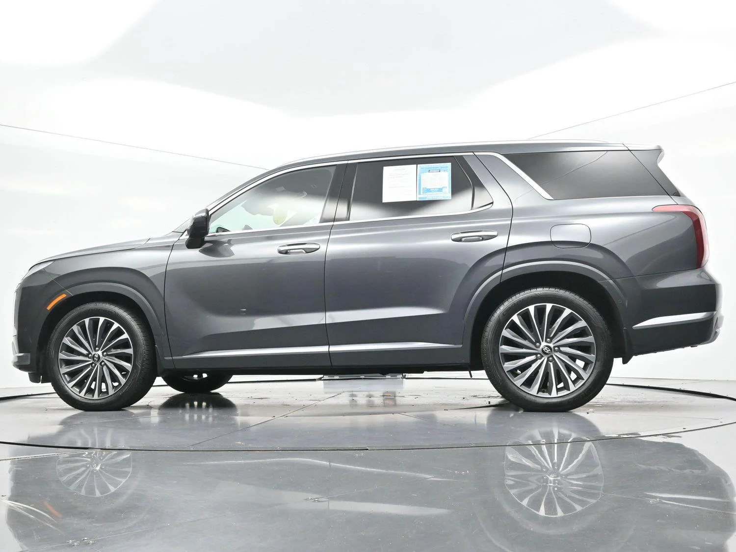 Used 2023 Steel Graphite Hyundai Calligraphy image 54