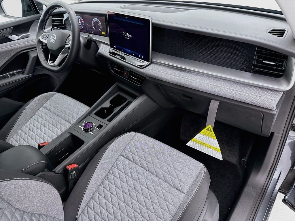 New 2026 Platinum Gray Metallic Volkswagen S image 15