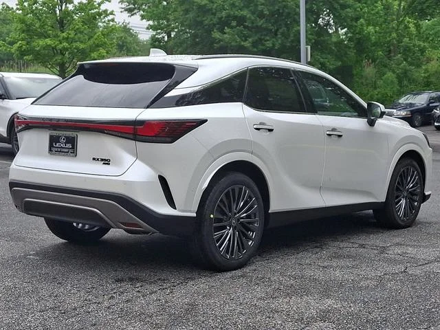 New 2026 Eminent White Pearl Lexus LUXURY image 11
