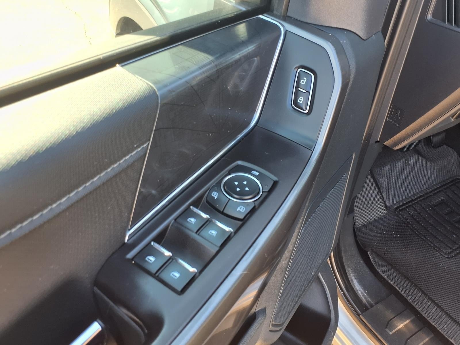 2023 Ford F-150 XLT - Photo 16