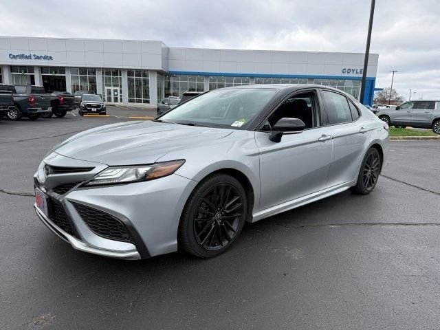 Used 2021 Silver Toyota XSE image 3