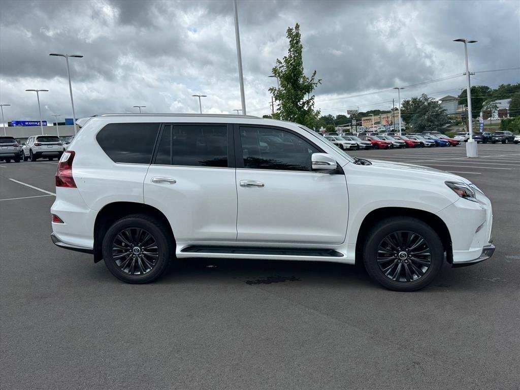 Used 2021 Starfire Pearl Lexus 460 Premium image 8