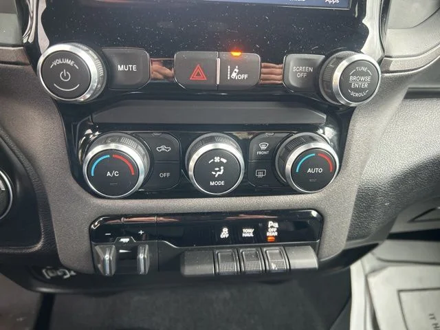 2023 RAM Ram 2500 Pickup Tradesman - Photo 23