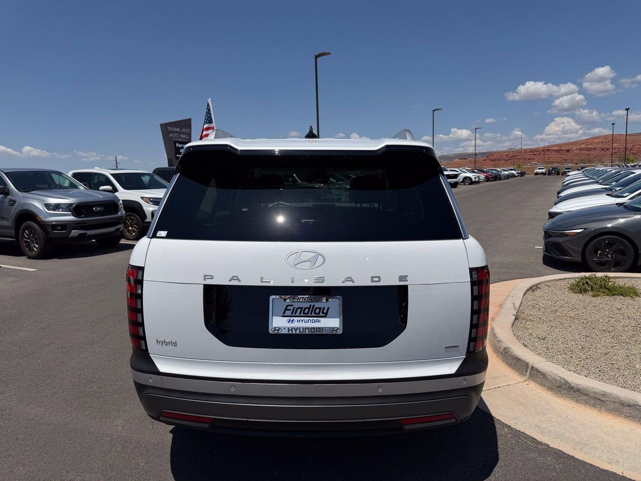 New 2026 White Hyundai SEL Premium image 8
