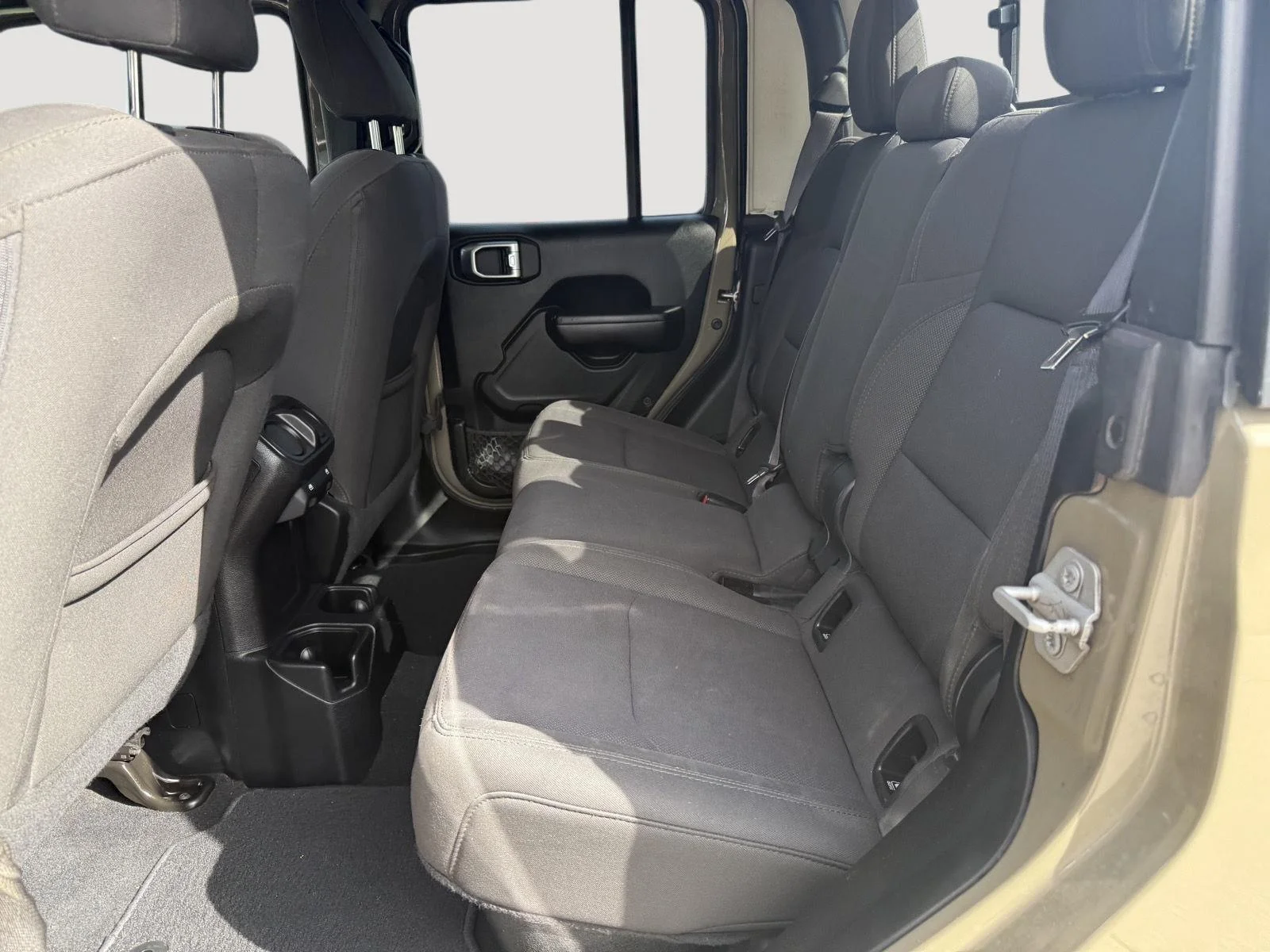 Used 2020 Gator Clearcoat Jeep Sport S image 22