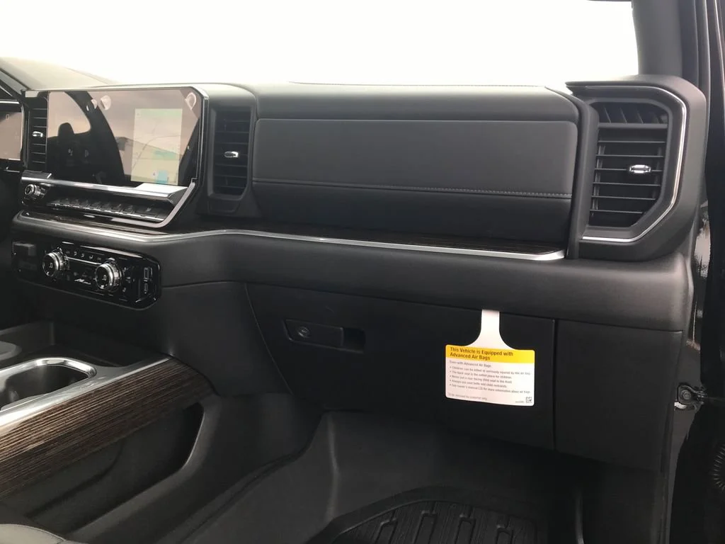 New 2026 Onyx Black GMC Elevation image 40