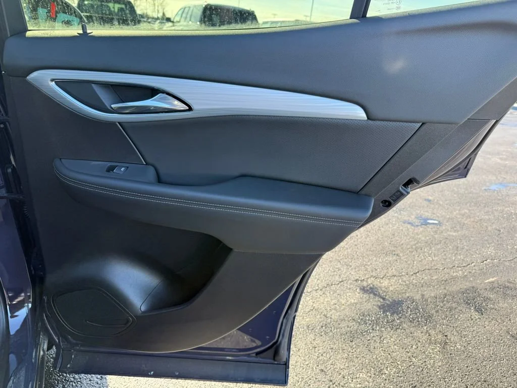 New 2026 Midnight Opal Buick Avenir image 38